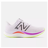 W New Balance FuelCell Propel v4
