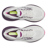 W Saucony Triumph 24 B Width (Medium)